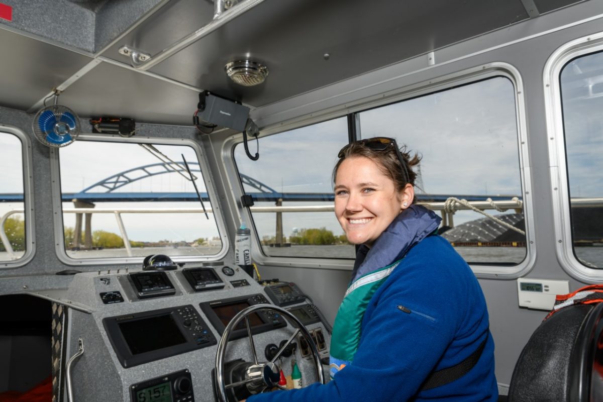 Freshwater Scientist Makes Waves in Green Bay